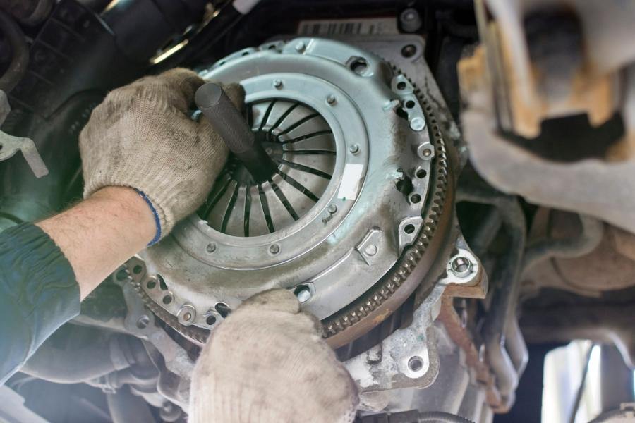 Clutch Repair In Bradenton, FL